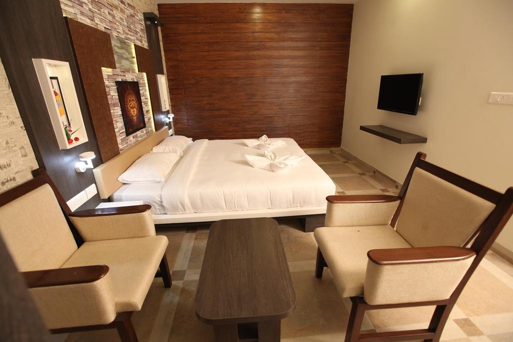 Mmr Gardens Hotel Madurai Exterior foto